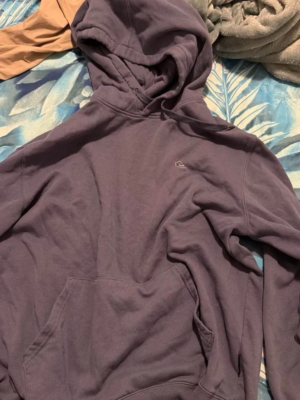 Quiksilver Pullover Hoodie in Dusty Purple